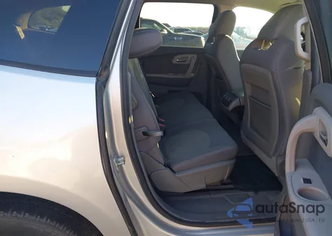 2012 Chevrolet Traverse Ls z USA, uszkodzony, nr VIN 1GNKRFED4CJ227002